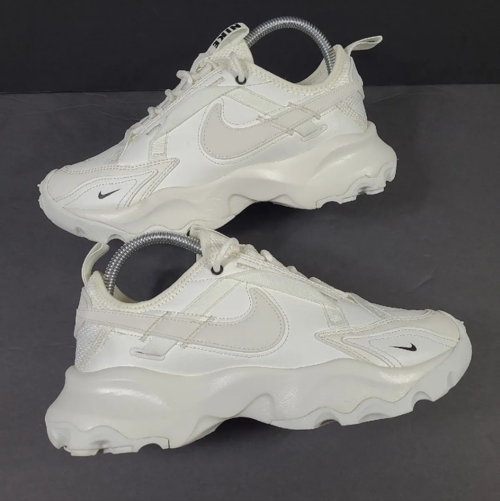 Nike TC 7900 Running Sail Ivory Bone Black Comfort DD9682-100 Rare